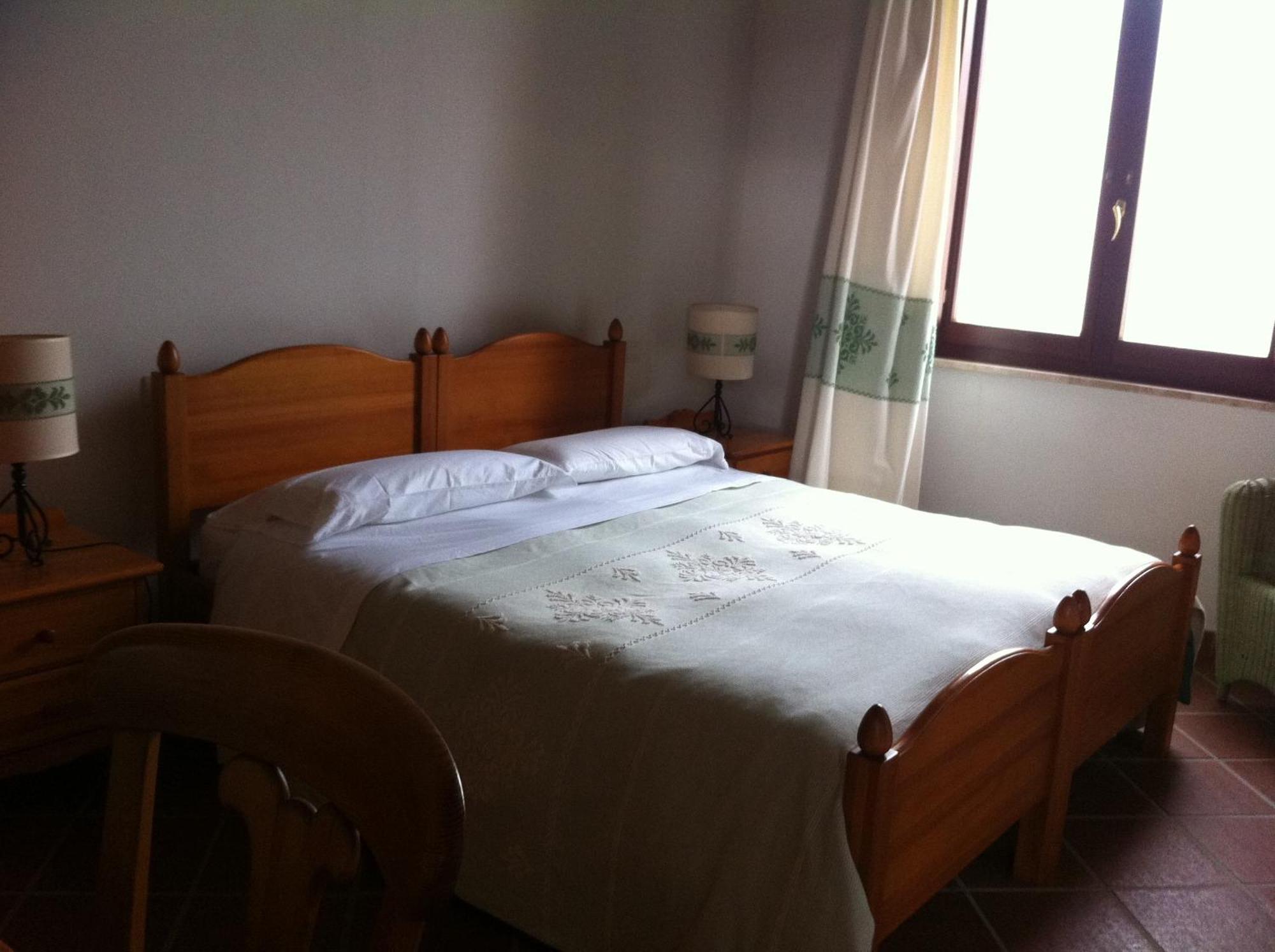 Hotel Su Nuraxi Barùmini Kamer foto