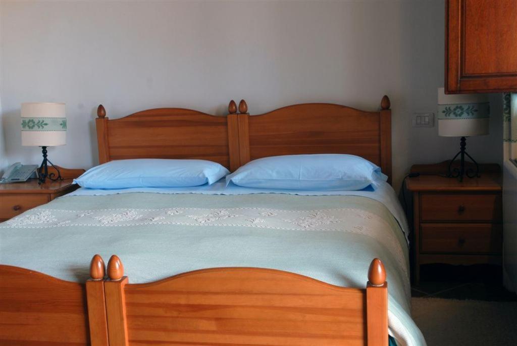 Hotel Su Nuraxi Barùmini Buitenkant foto