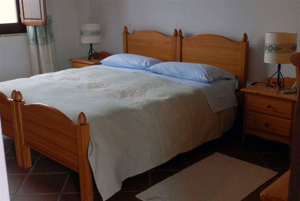 Hotel Su Nuraxi Barùmini Kamer foto